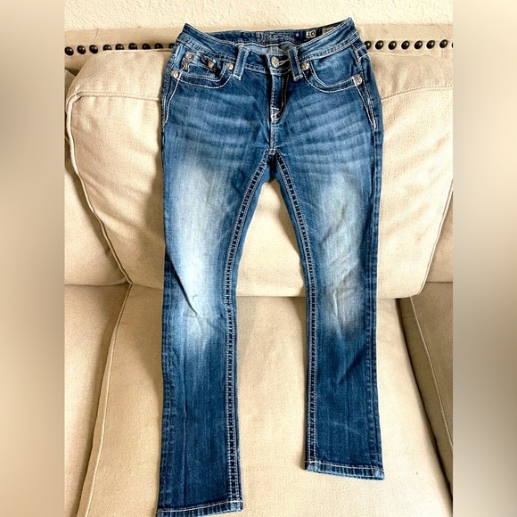 Girls Miss Me Jeans - Picture 3 of 3